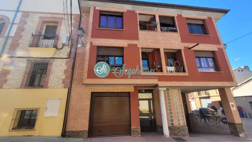 Vista exterior de Piso en venta en Cantimpalos con Calefacción