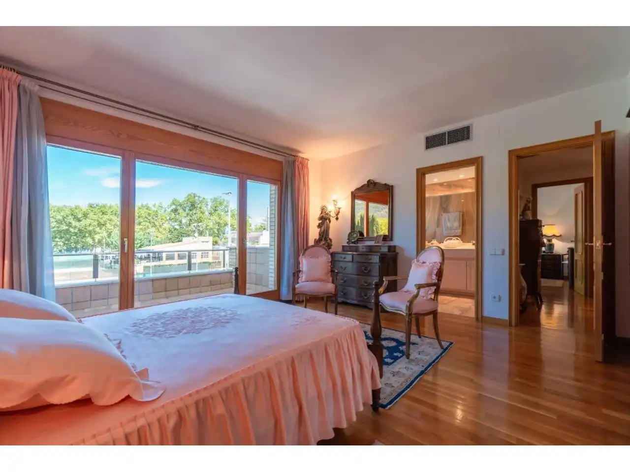 Bedroom of Houses for sale in Banyoles  with Air Conditioner, Heating and Private garden