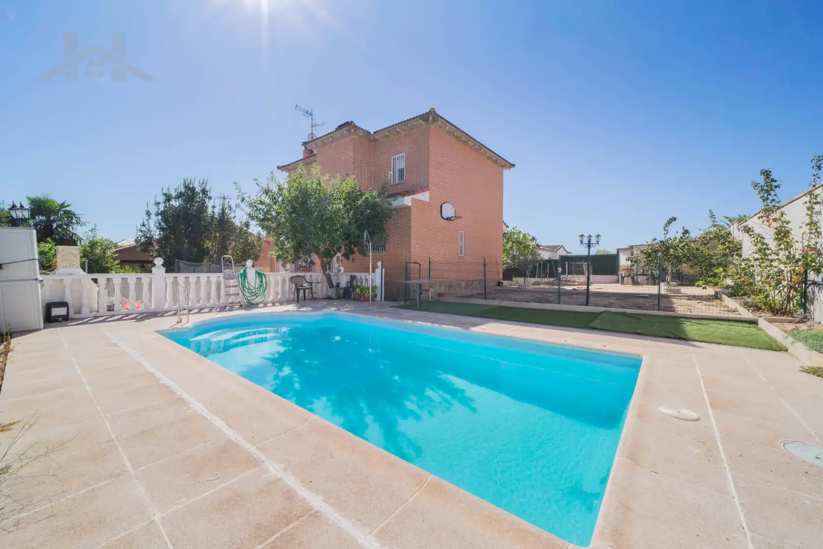 Villa avec piscine à vendre à Villamantilla