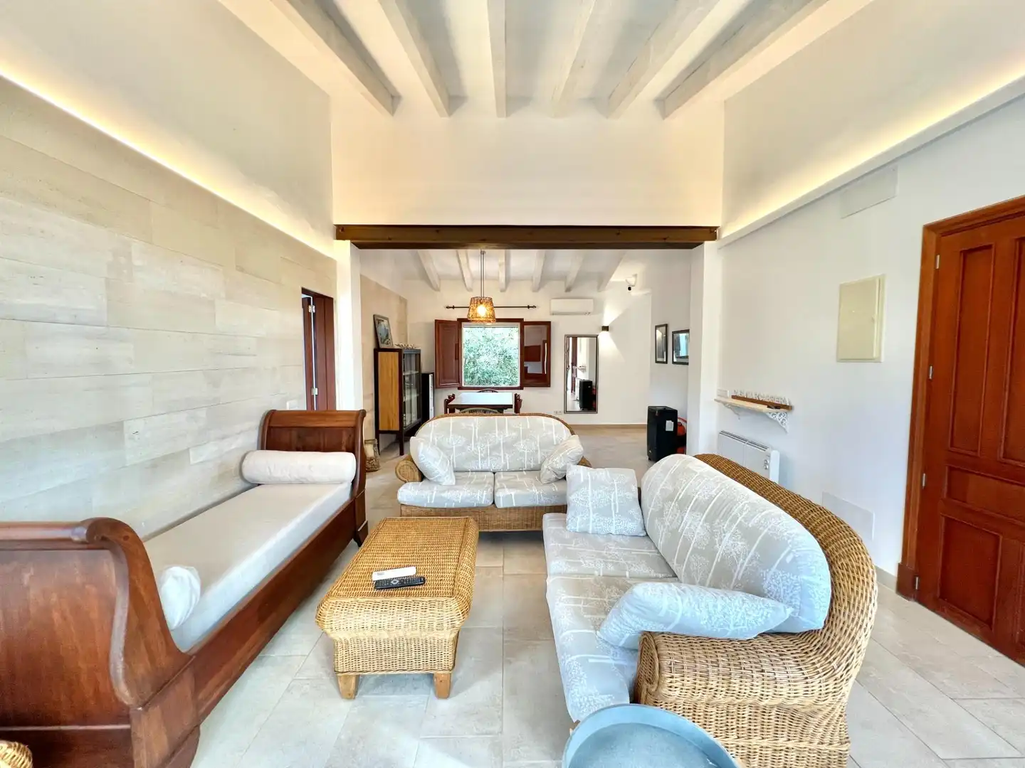 Sala de estar de Casa o chalet de alquiler en Santanyí con Aire acondicionado, Calefacción y Jardín privado