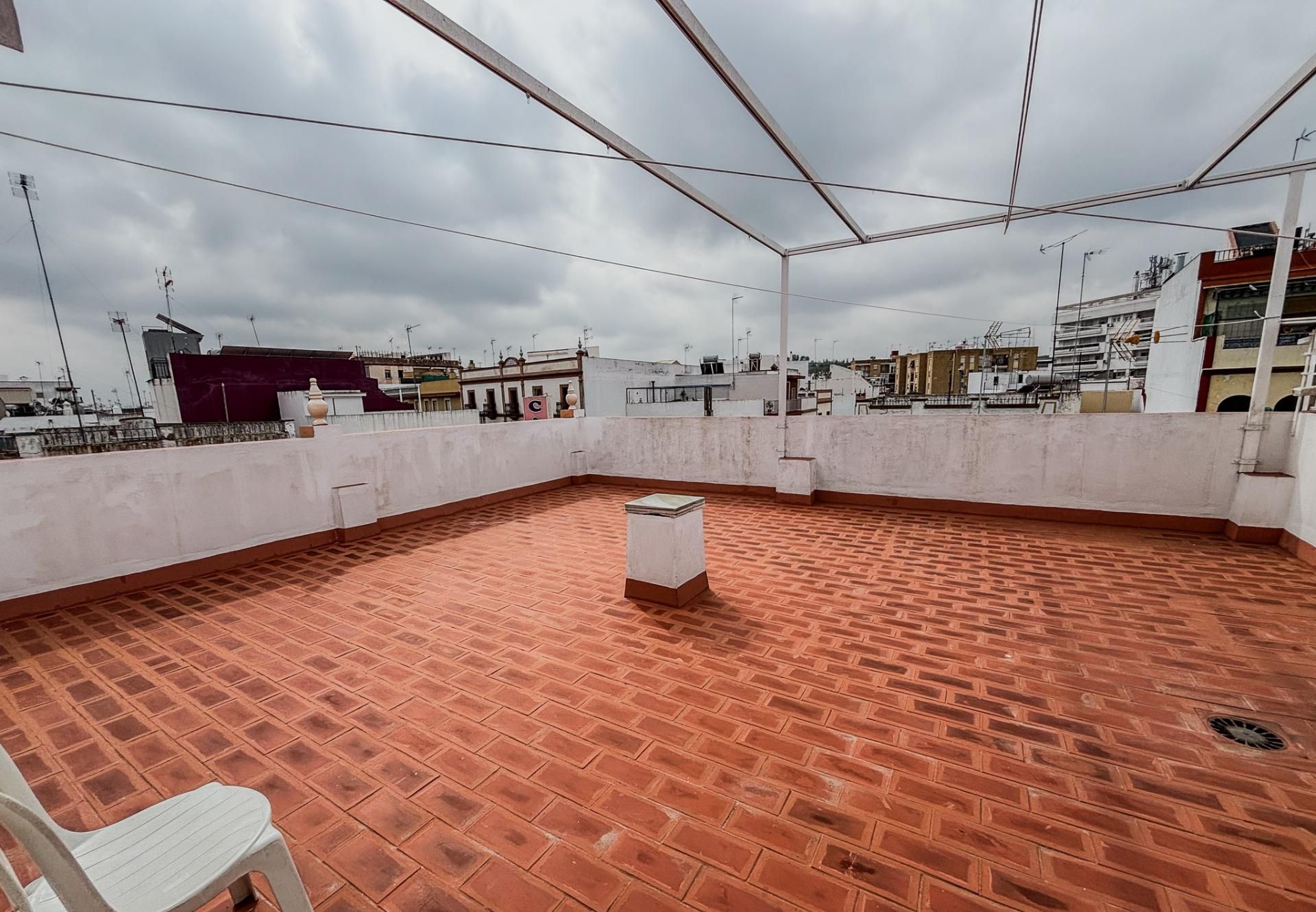 Terrassa de Casa adosada en venda en Camas amb Aire condicionat, Terrassa i Traster