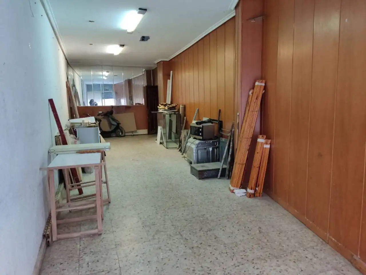 Local comercial en venta en Calle RONDA DE LOS CUARTELES