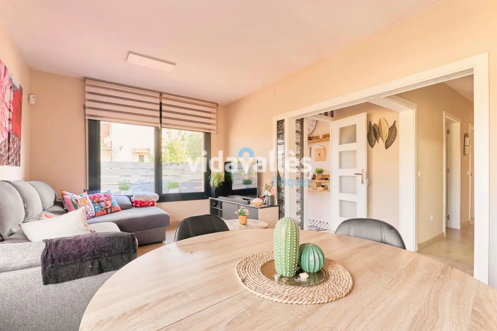 Vista exterior de Casa o chalet en venta en Llinars del Vallès con Aire acondicionado, Calefacción y Jardín privado