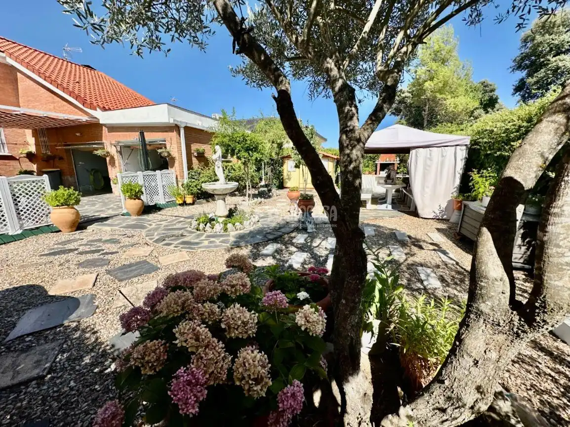 Terrassa de Casa o xalet en venda en Pioz amb Aire condicionat, Calefacció i Moblat