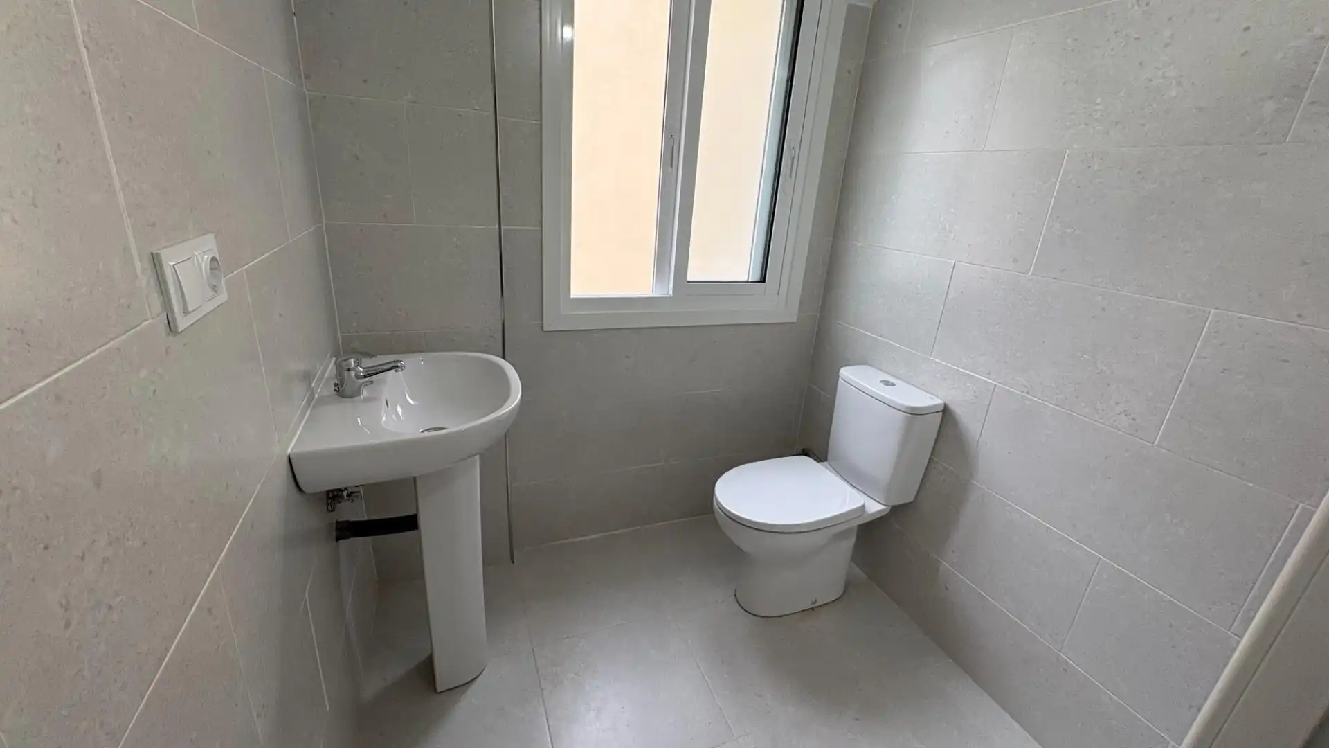Flat for rent in Calle Calle Vía Norte, Fátima