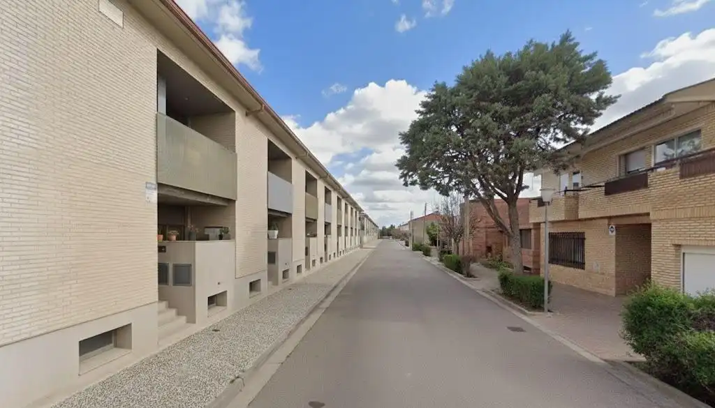 Casa adosada en venta en Calle Ramón y Cajal, Pastriz