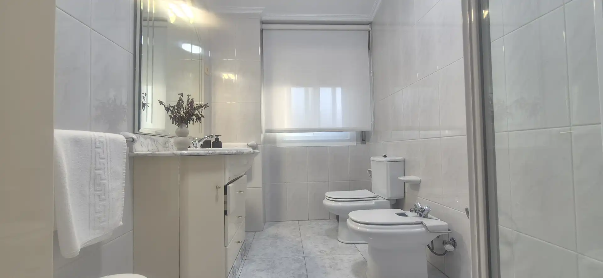 Bathroom of Houses for sale in Vigo   with Heating, Private garden and Terrace