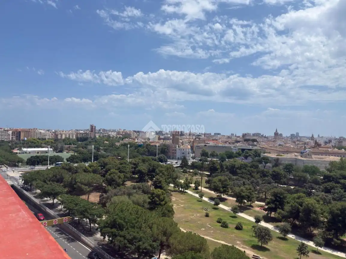Vista exterior de Piso en venta en Valencia con Aire acondicionado, Calefacción y Balcón