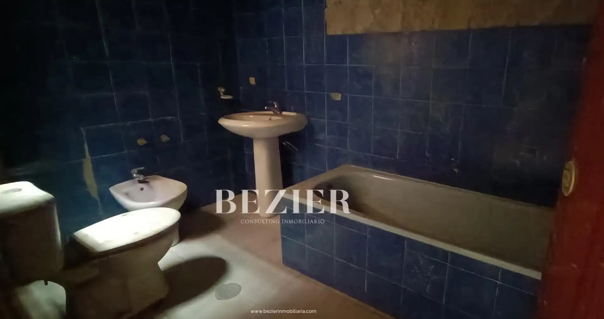Bathroom of Detached homes for sale in Sevilla  with Terrace