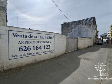 Terreno residencial en venta en Calle Alamillos 23