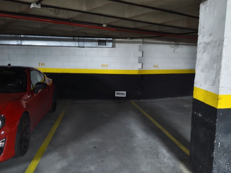 Parking of Garage for rent in  Madrid Capital