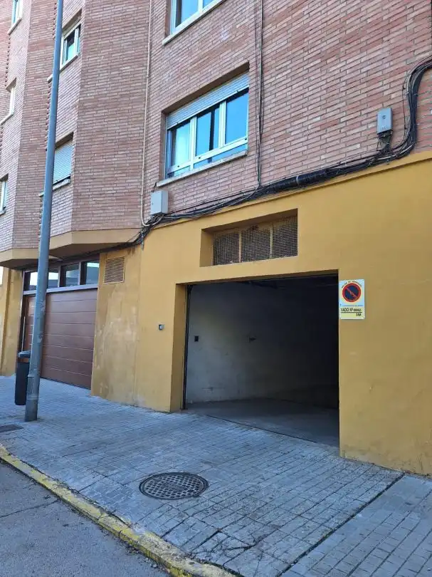 Aparcament de lloguer a Calle Ramón J Sender 16, imagen 2