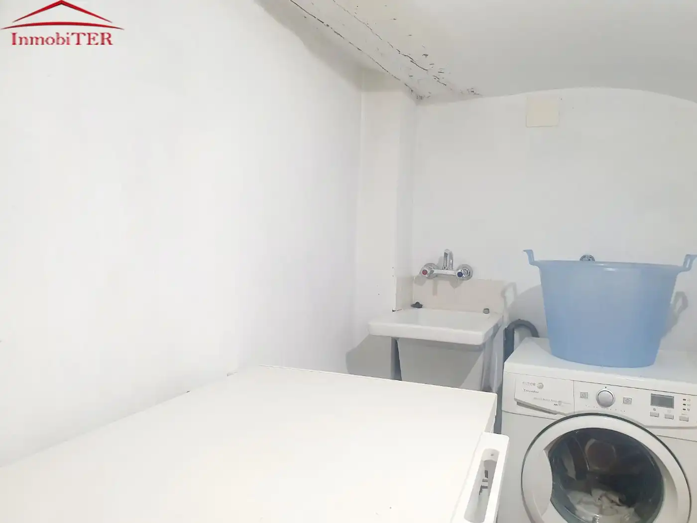 Casa o chalet en venta en Alfambra con Calefacción, Terraza y Trastero