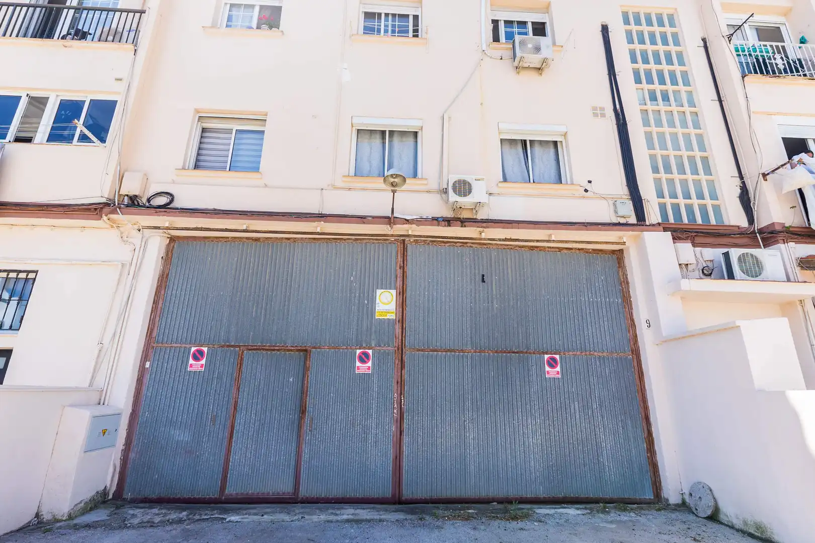 Exterior view of Industrial buildings for sale in Torremolinos