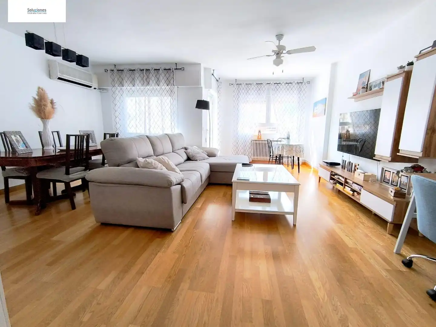 Living room of Flat for sale in Albacete  with Air Conditioner, Heating and Terrace