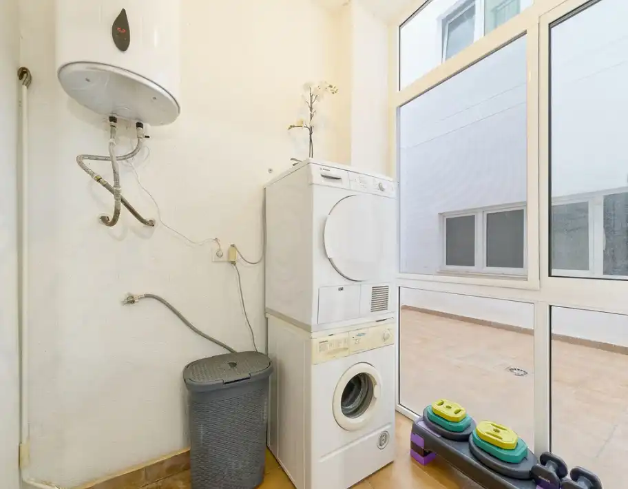 Flat with pool for sale in Torrequebrada, imagen 16