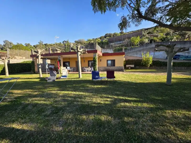 Jardín de Casa o chalet en venta en Plasencia con Aire acondicionado, Terraza y Trastero