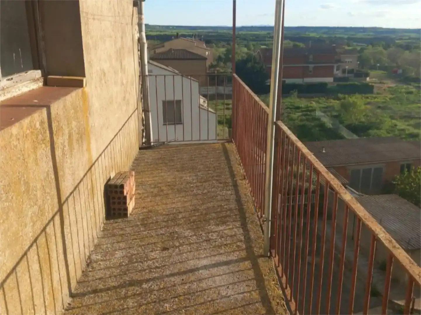 Terrassa de Pis en venda en Cervera amb Jardí privat, Traster i Balcó