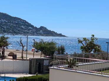 Appartement compact avec ascenseur à vendre à Salatar
