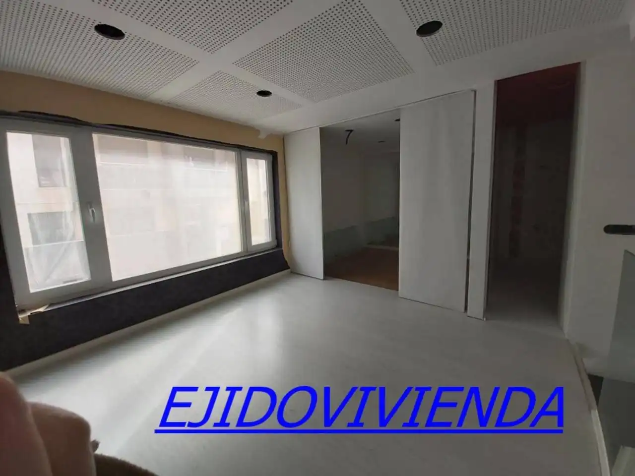 Local comercial en venda a El Ejido Ciudad