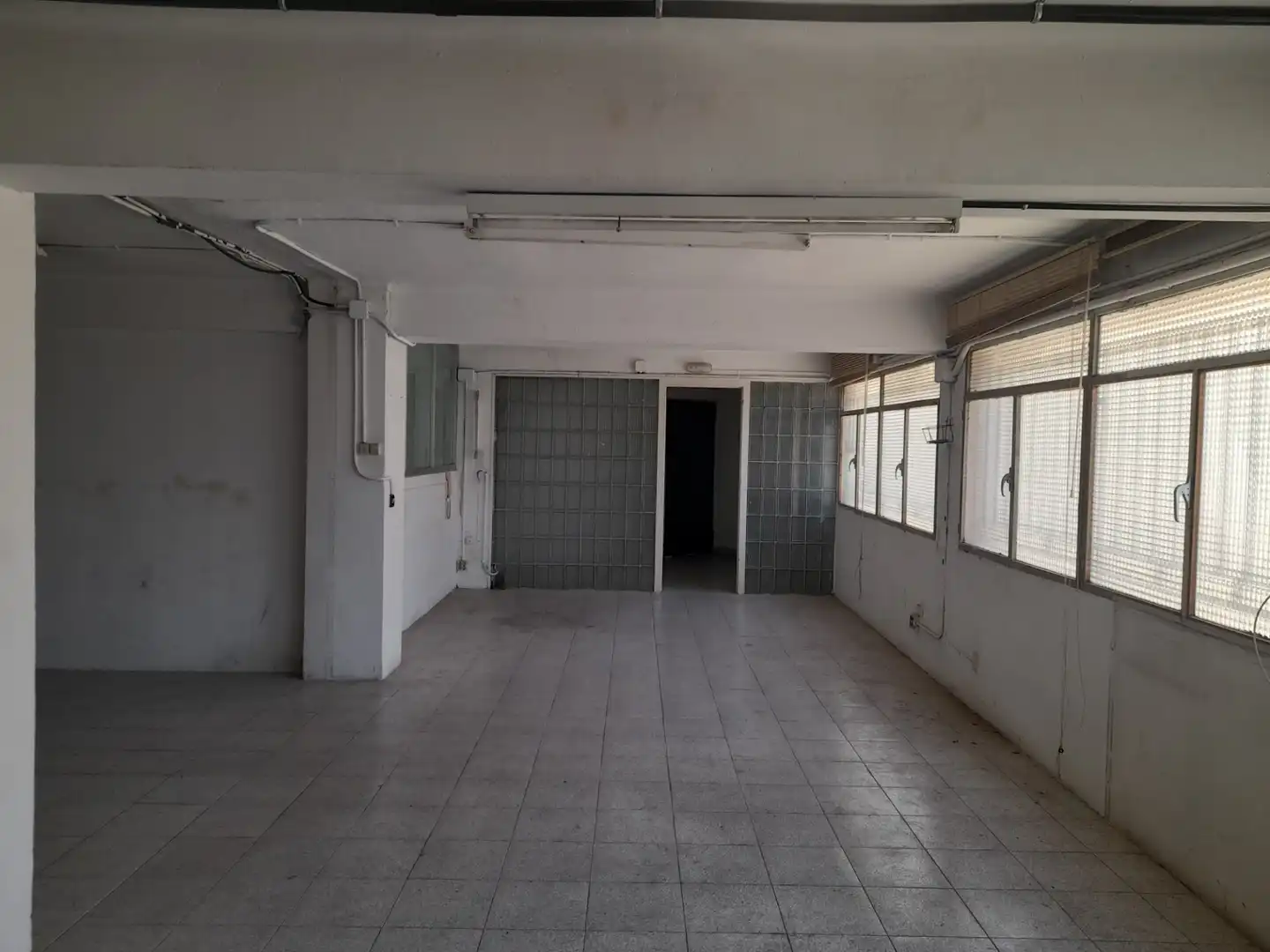 Gewerbefläche zum Verkauf in Carrer Miquel Romeu, imagen 17