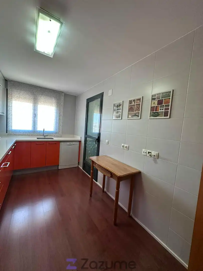 Kitchen of Flat for rent in Murcia  with Air Conditioner, Private garden and Swimming Pool