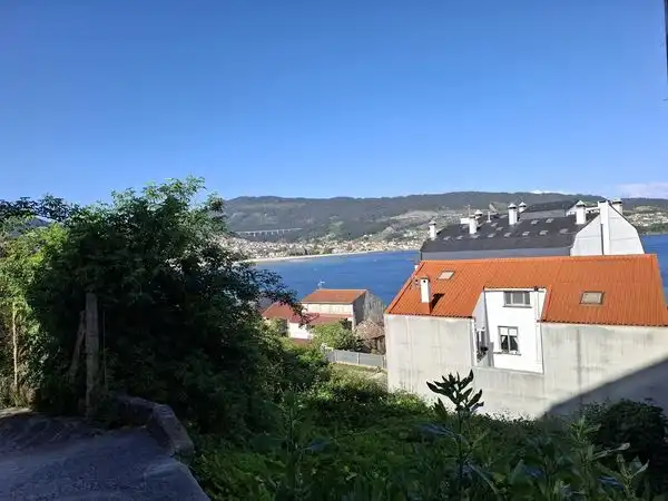 Vista exterior de Apartament en venda en Moaña amb Calefacció, Parquet i Traster