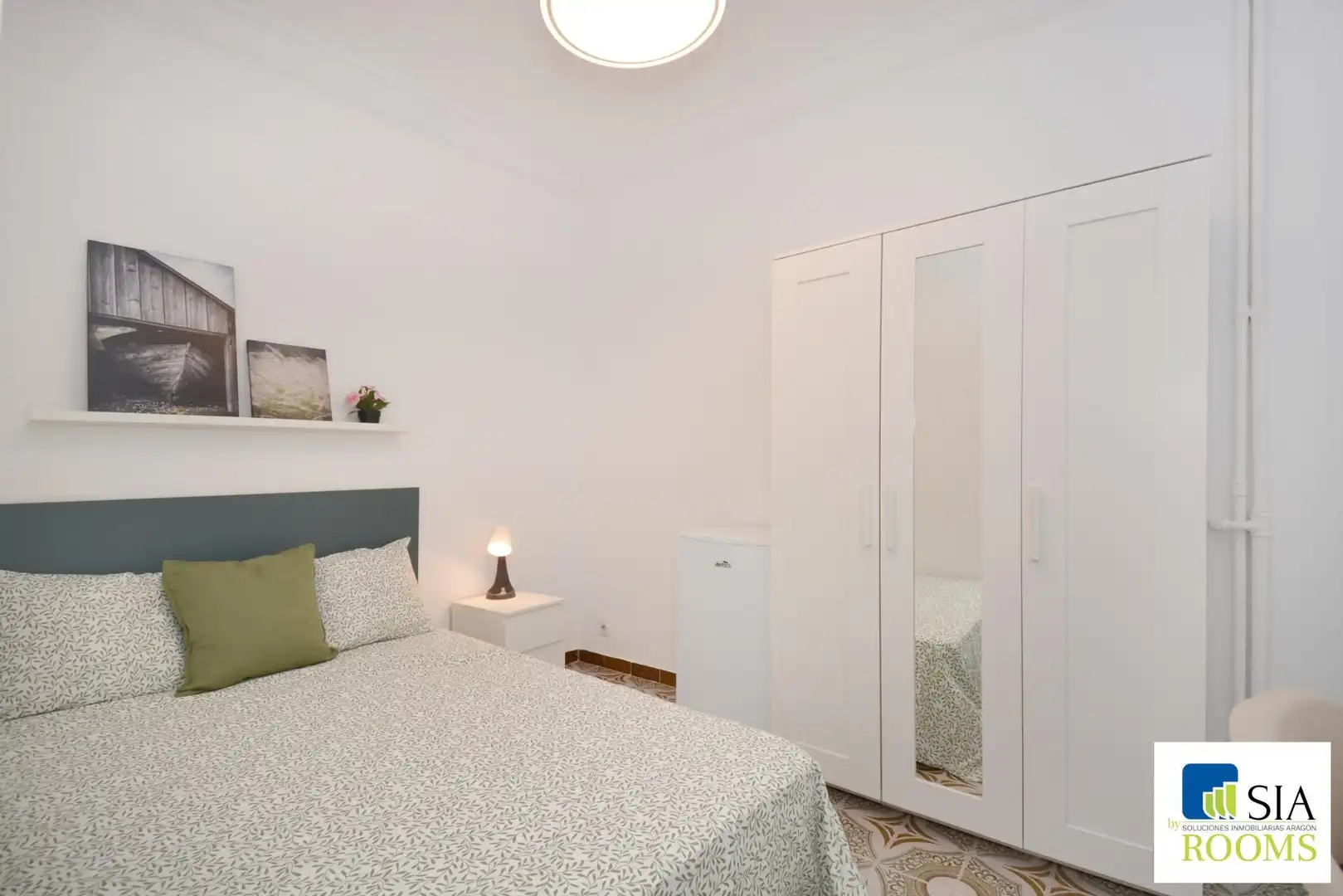 Habitación de Piso para compartir en Zaragoza con Calefacción, Terraza y Amueblado