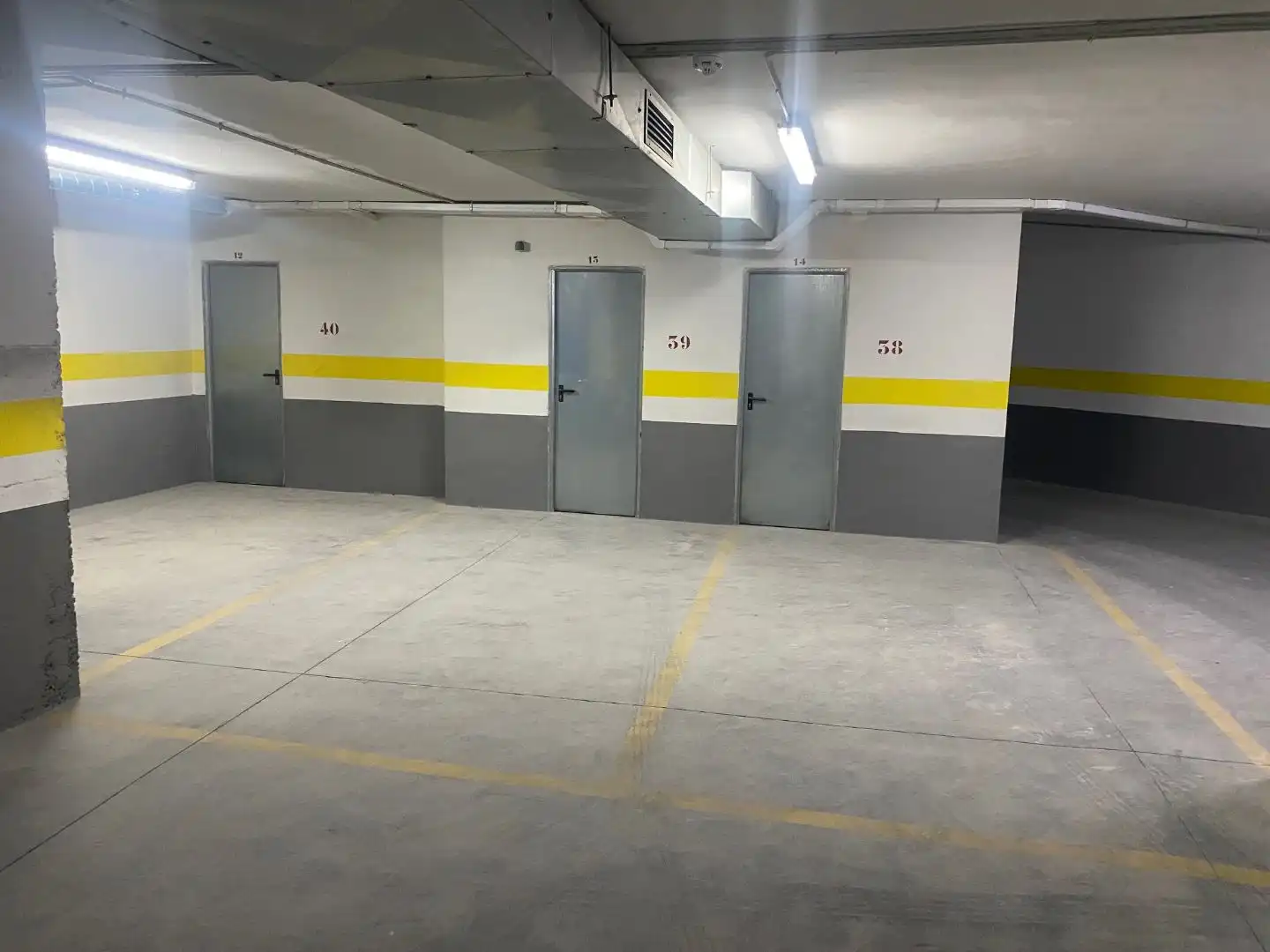 Parkplatz von Garage zur Miete in Albacete