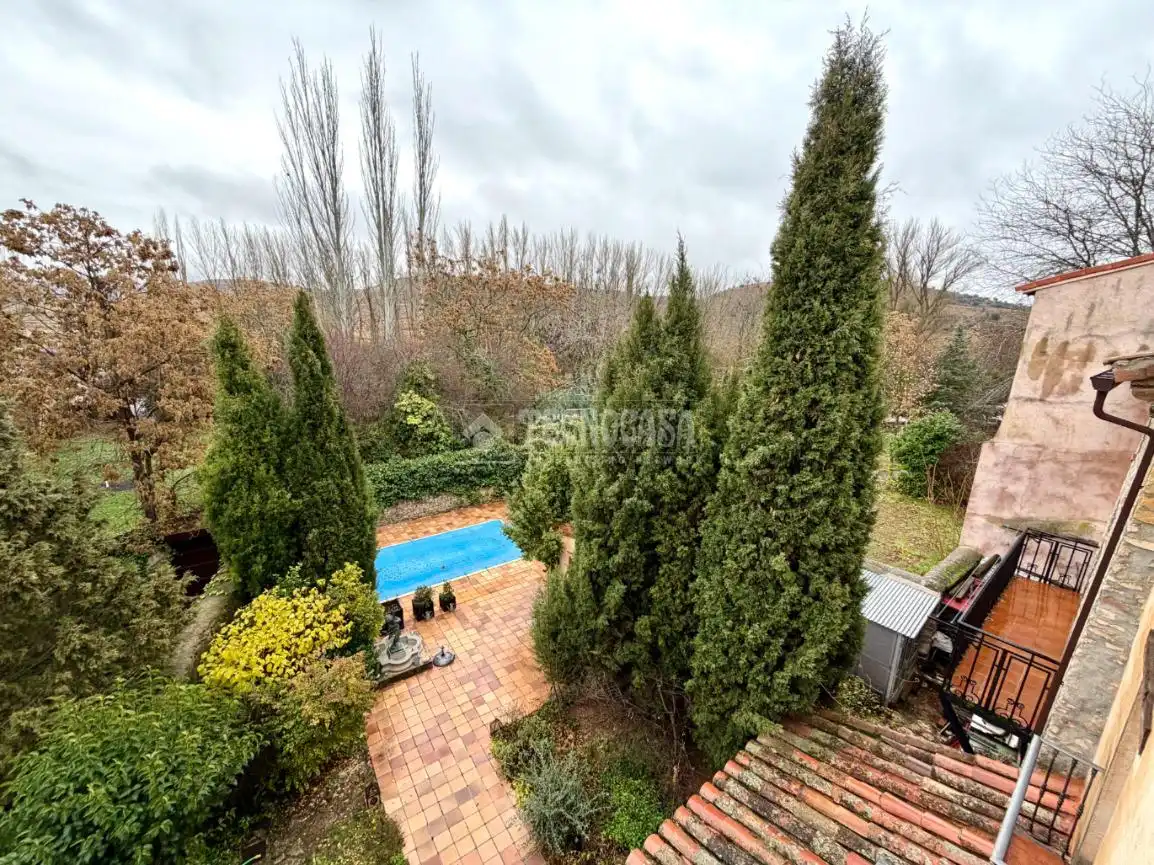Jardí de Casa o xalet en venda en Sigüenza amb Calefacció, Jardí privat i Terrassa