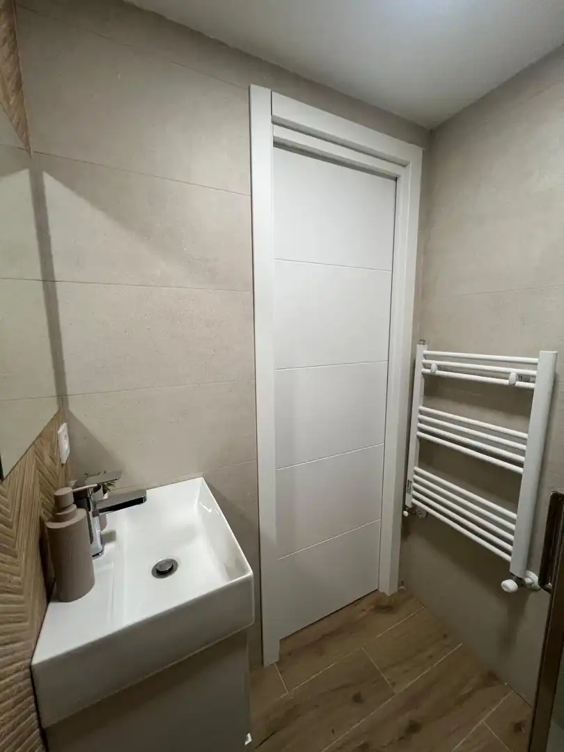 Bathroom of Flat for sale in  Logroño  with Heating, Furnished and Balcony