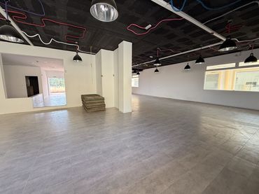 Oficina de lloguer a Sotogrande Alto