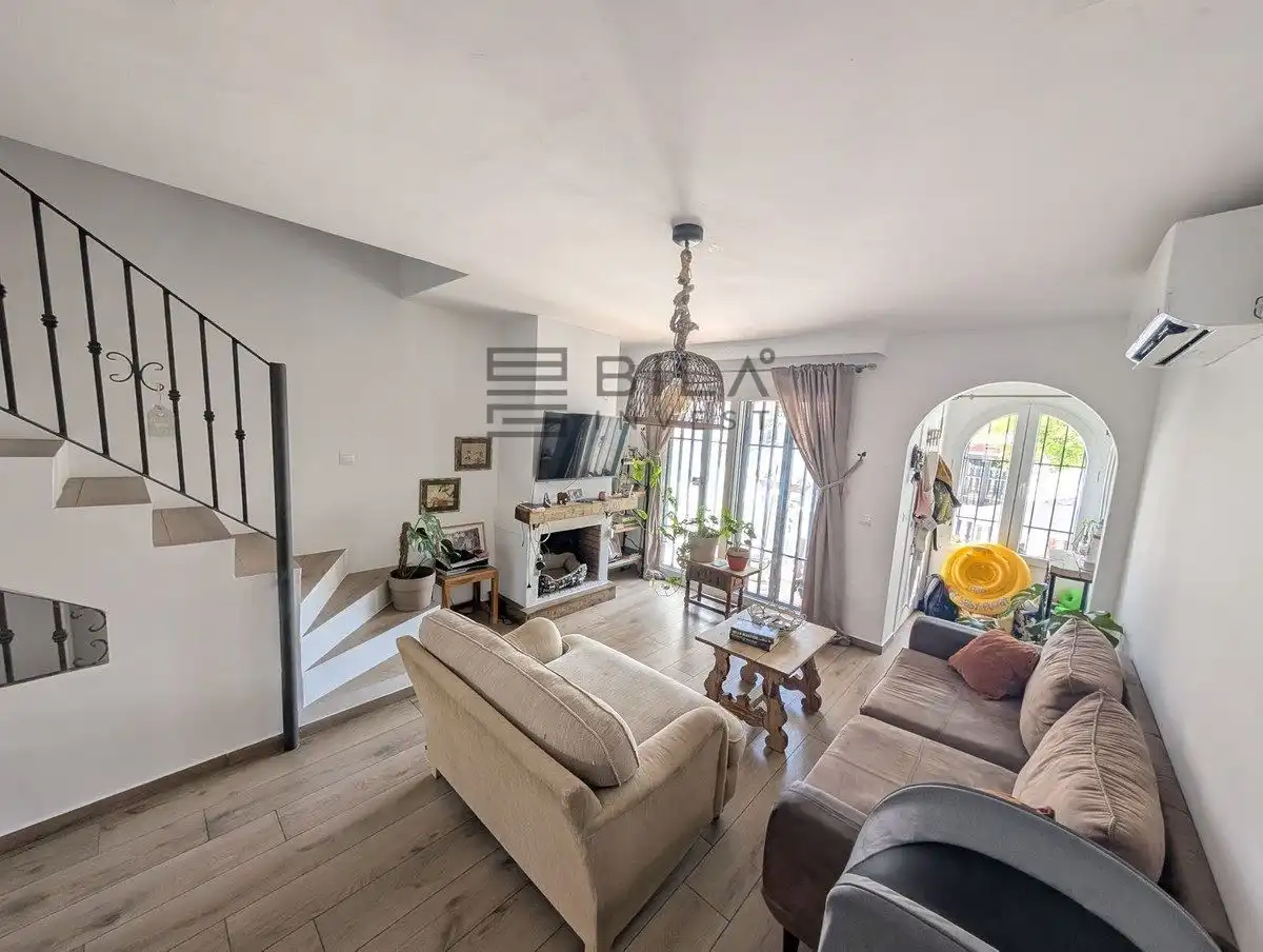 Reihenhaus mit Pool zum Verkauf in Balcones del Golf, imagen 4
