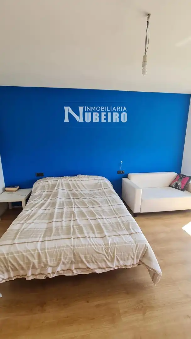 Dormitori de Casa o xalet en venda en Lugo amb Calefacció i Moblat