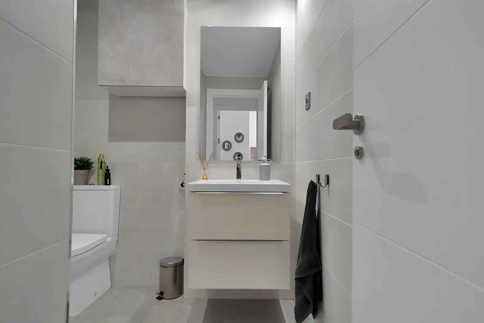 Bathroom of Ground floor for sale in Benalmádena  with Air Conditioner, Heating and Terrace