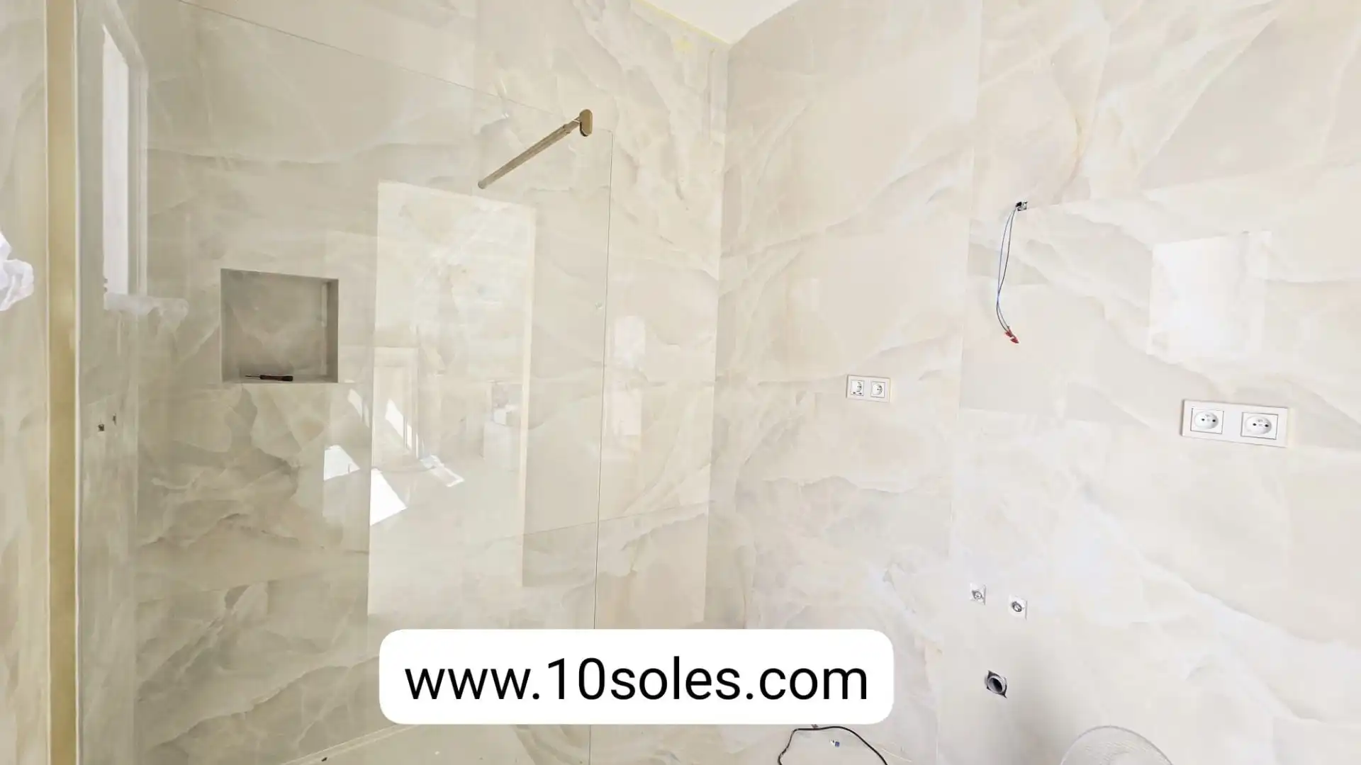 Bathroom of Detached homes for sale in Bigastro  with Private garden, Terrace and Storage room