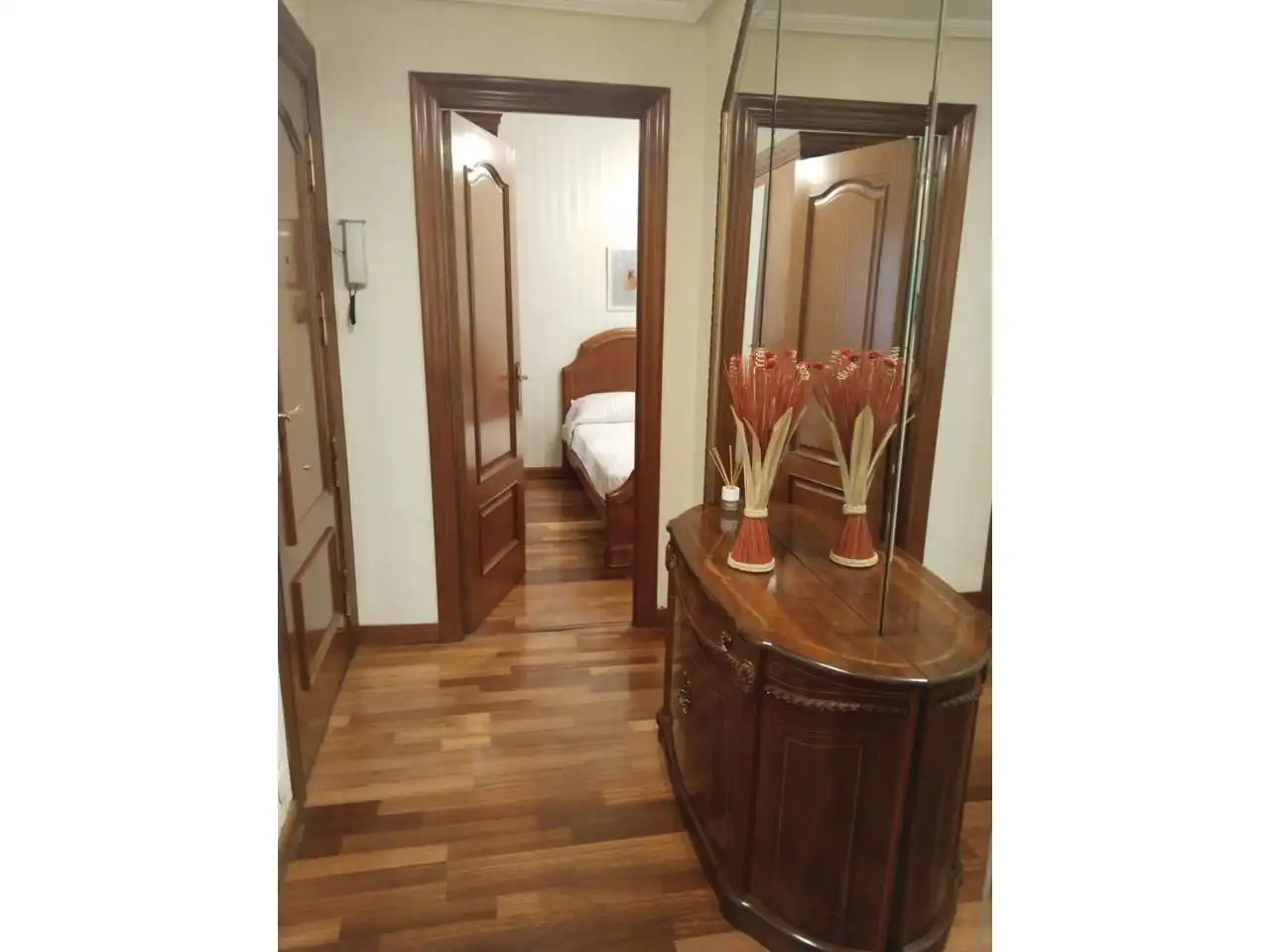 Habitación de Piso de alquiler en Burgos con Calefacción, Parquet y Amueblado