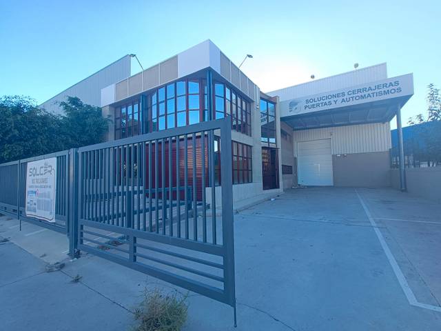 Nave industrial en Venta en Avenida de Lairón, 34 en Ciutat del Transport - La Salera