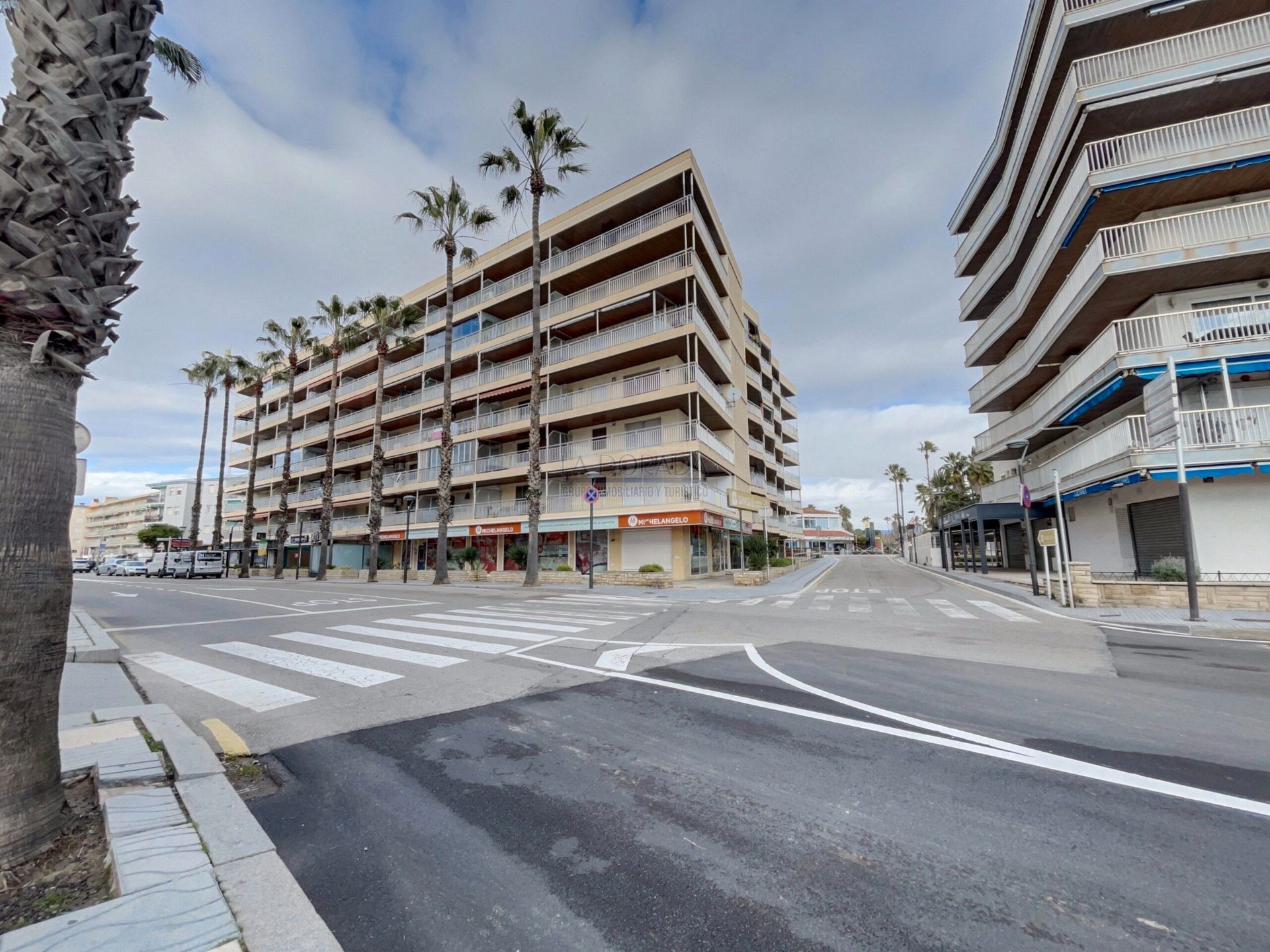 Exterior view of Flat for sale in Cambrils  with Terrace, Furnished and Internet