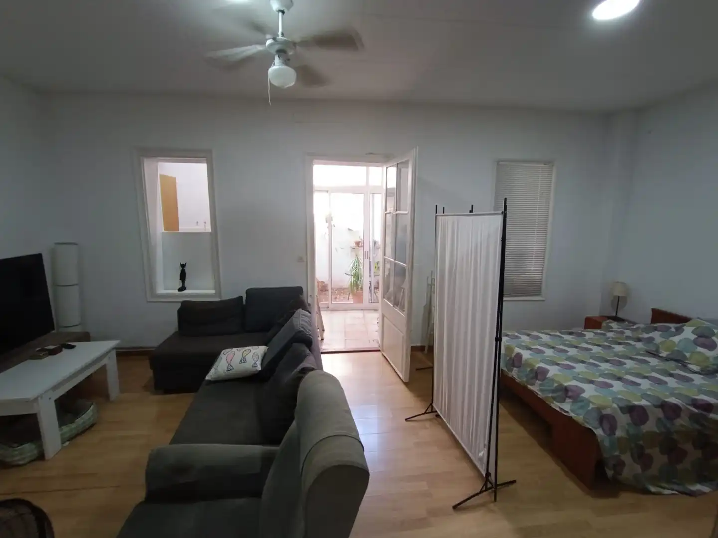 Sala de estar de Piso en venta en Barcelona con Jardín privado, Parquet y Amueblado