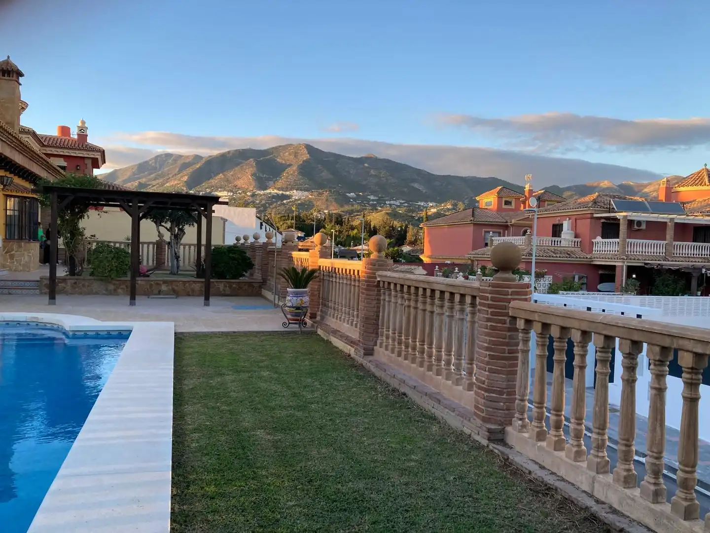 Jardín de Casa o chalet en venta en Fuengirola con Aire acondicionado, Jardín privado y Parquet