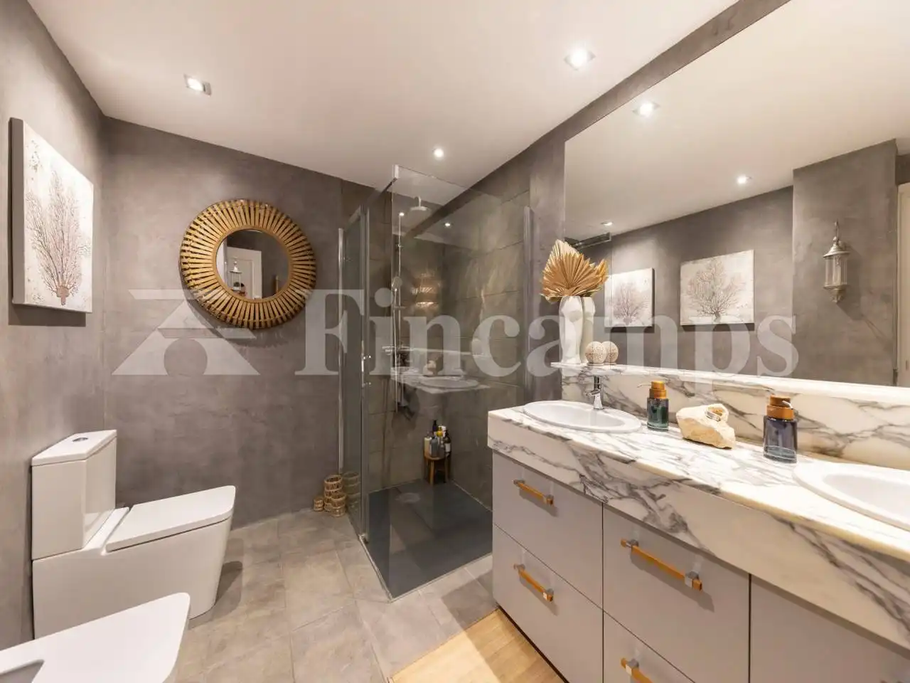 Bathroom of Attic for sale in Sabadell  with Air Conditioner, Heating and Parquet flooring