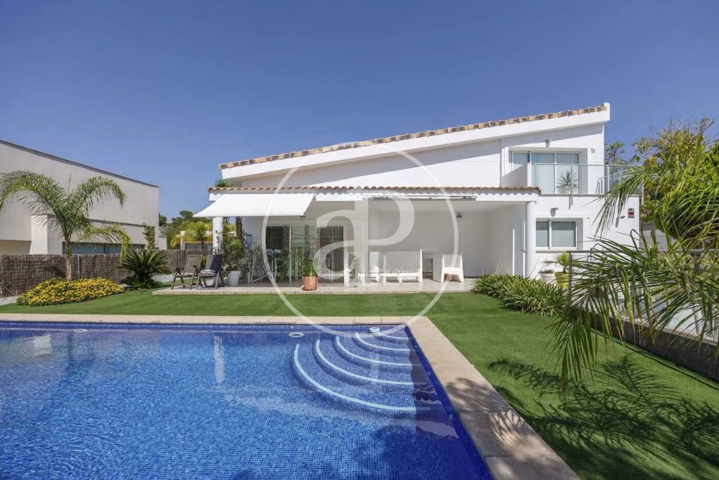 Garden of Flat to rent in Bétera  with Air Conditioner, Heating and Private garden
