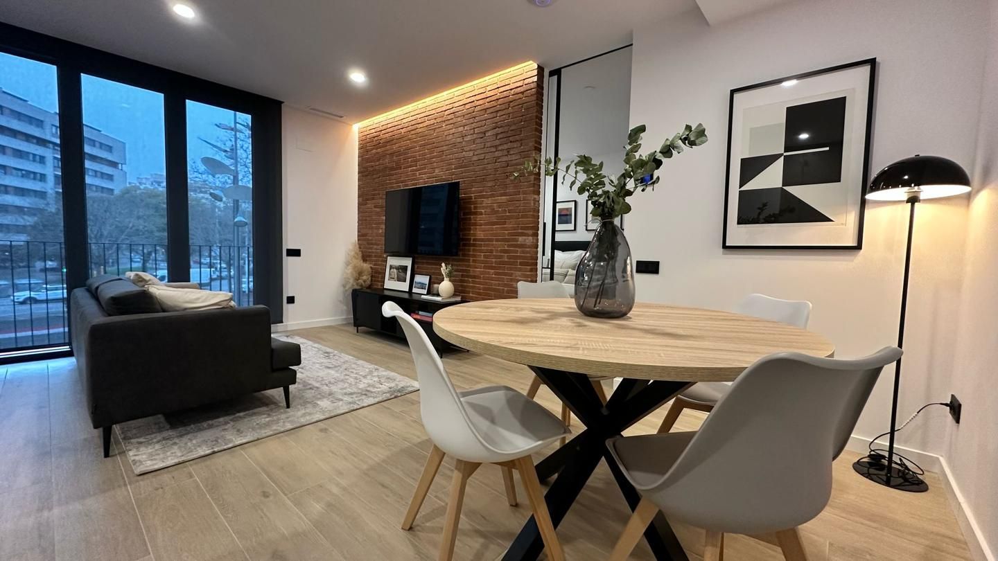 Sala d'estar de Pis de lloguer en  Barcelona Capital amb Aire condicionat, Calefacció i Parquet