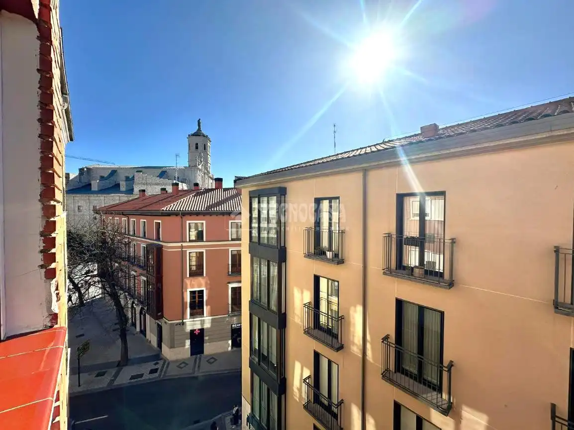 Vista exterior de Pis en venda en Valladolid