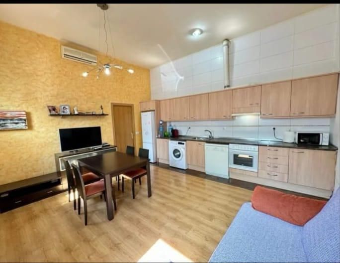 Cocina de Planta baja en venta en Sabadell con Aire acondicionado y Calefacción