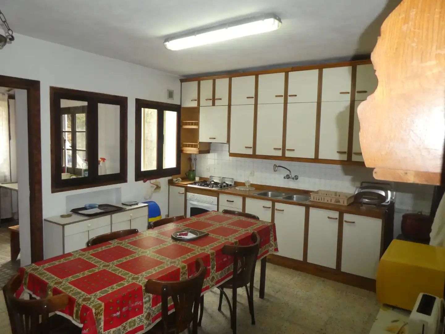 Kitchen of Detached homes for sale in Covarrubias  with Private garden and Furnished