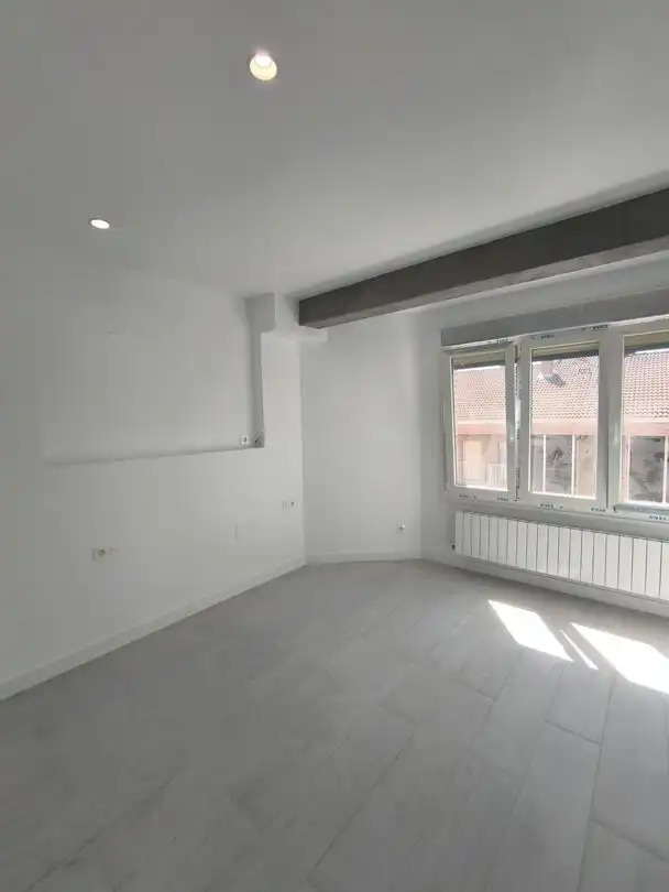 Dormitori de Apartament de lloguer en  Logroño