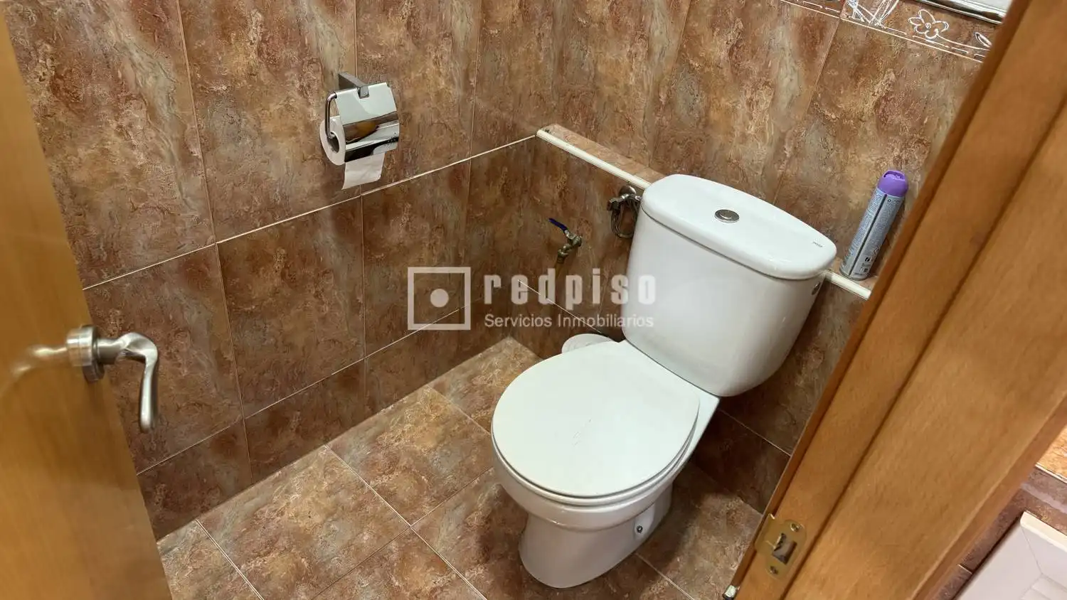 Badezimmer von Geschaftsraum zur Miete in Madrid mit Klimaanlage