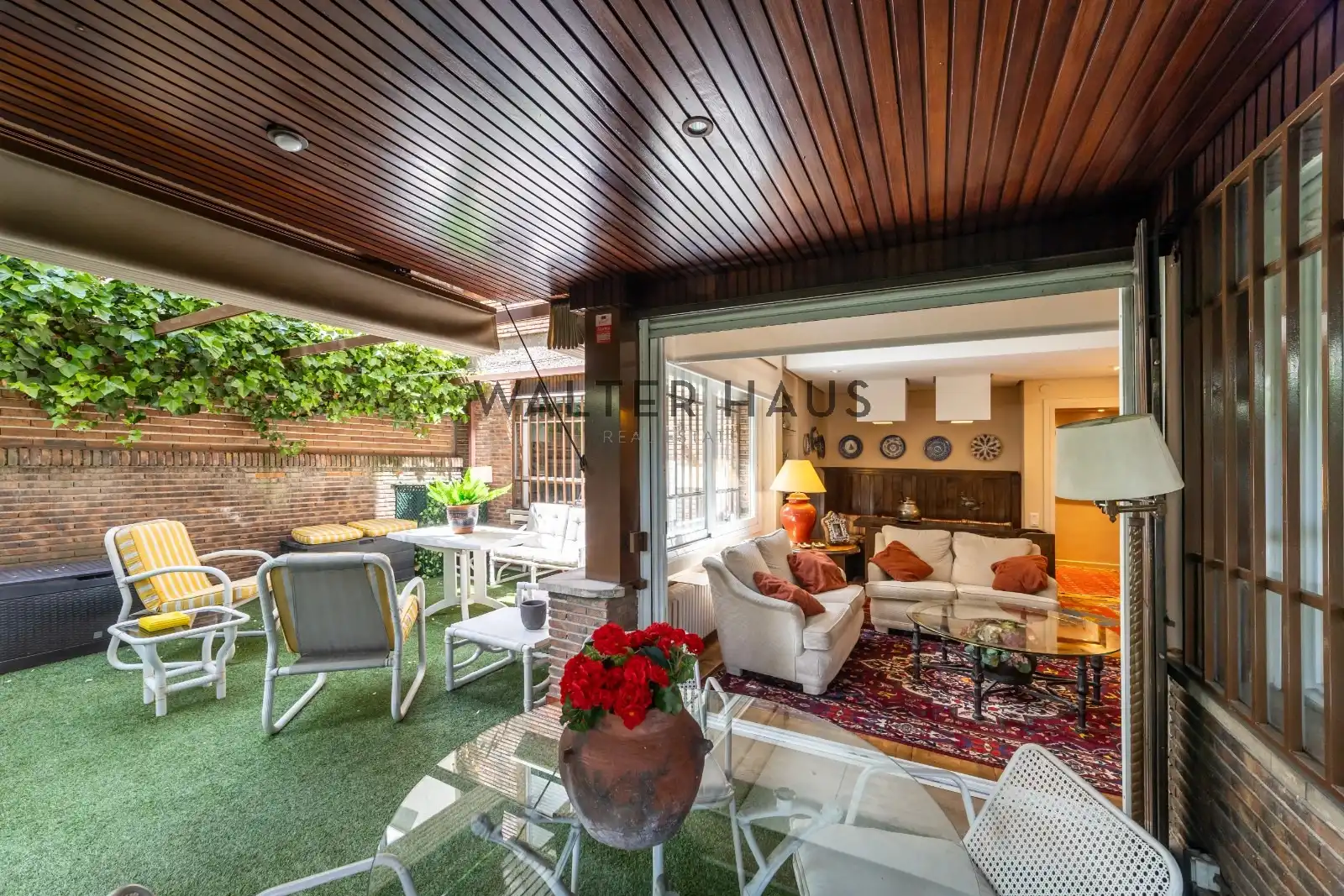 Terraza de Piso en venta en Madrid con Aire acondicionado, Calefacción y Jardín privado